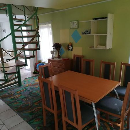 Domek 8 Osobowy Portowa Przystan 150M Od Plazy Mrzezyno Bagian luar foto